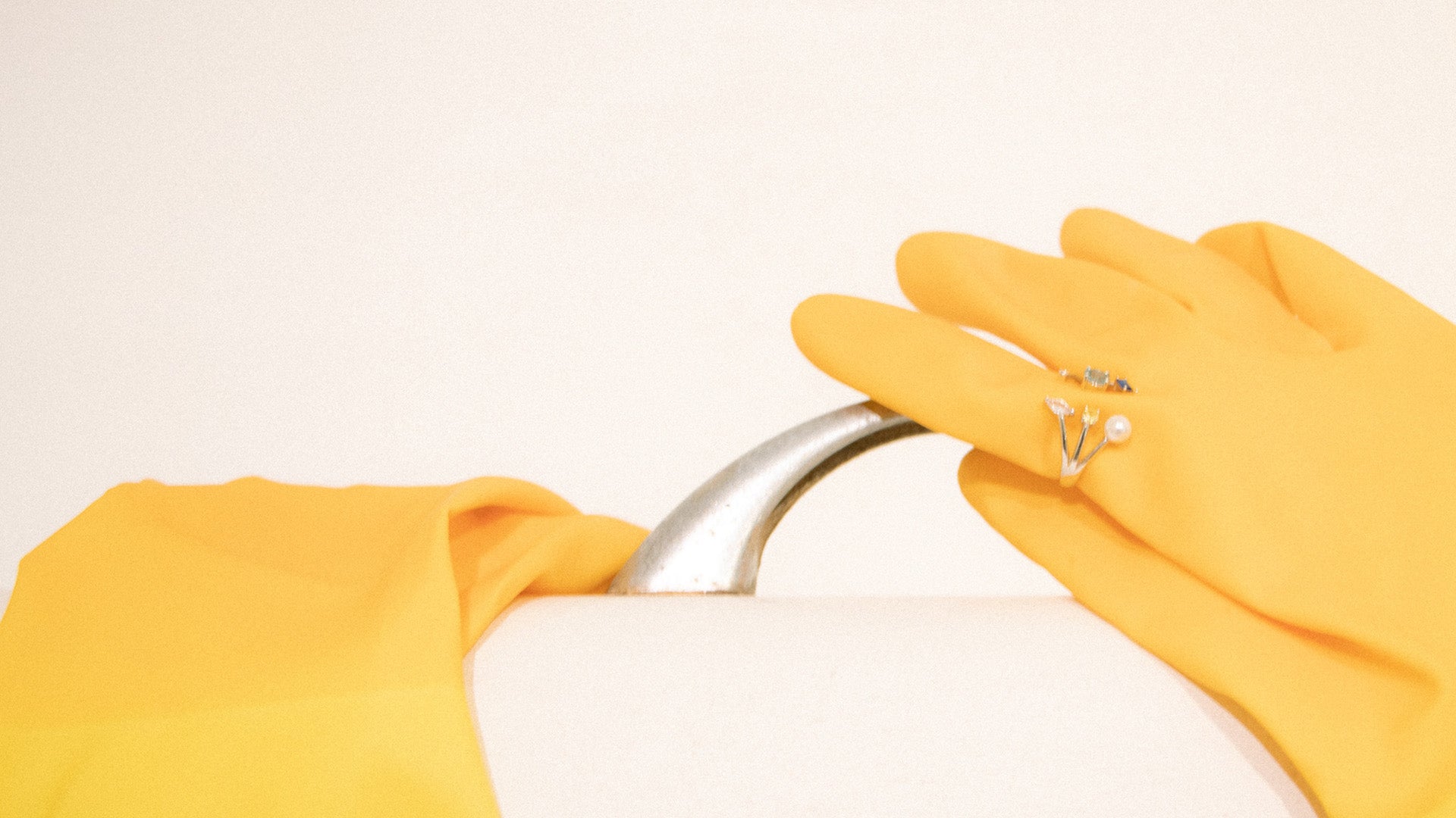 Why Open Rings Are the Perfect Gift: Adjustable, Thoughtful, and Stylish